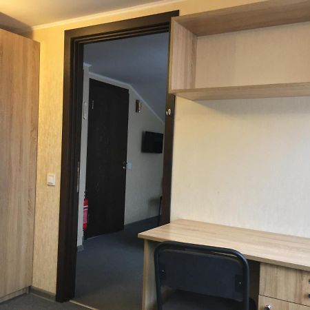 Guest House Sotni キエフ エクステリア 写真