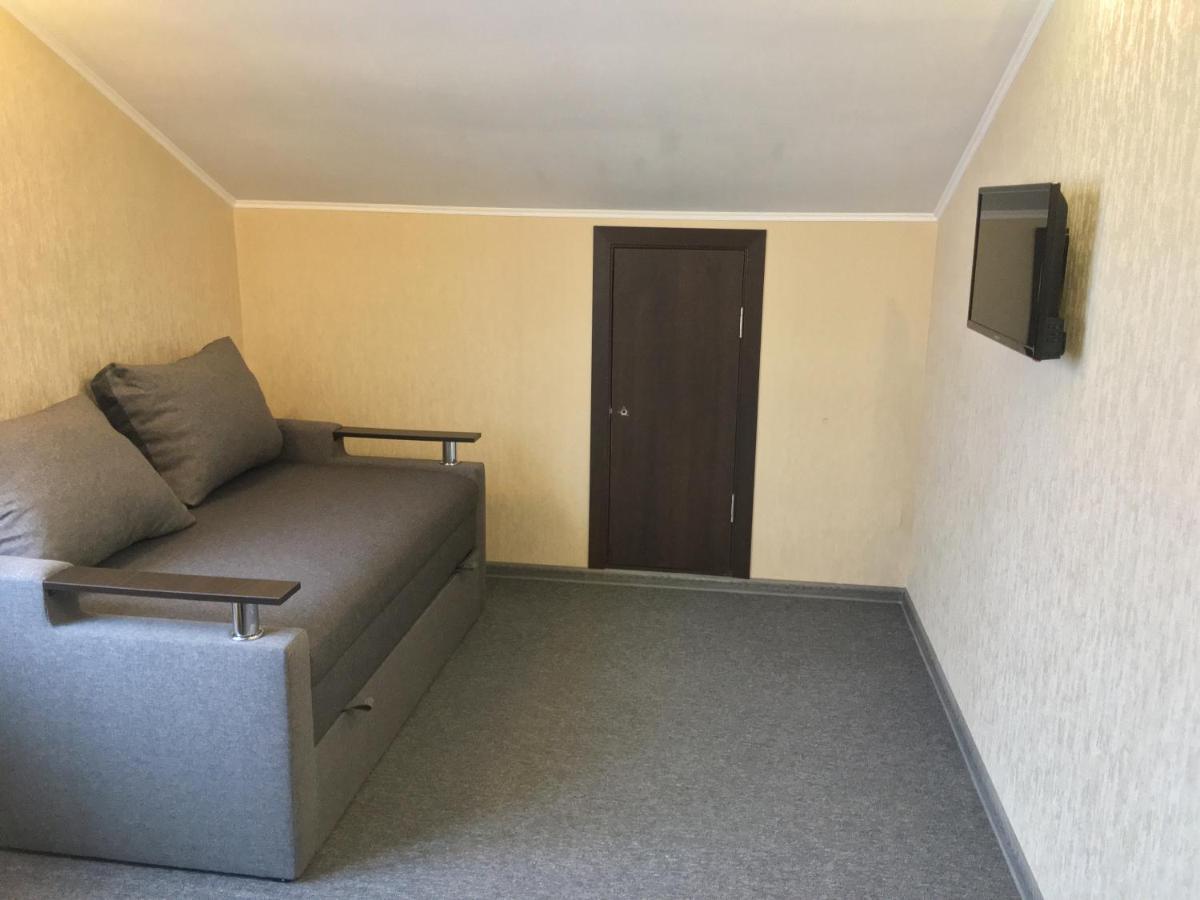 Guest House Sotni キエフ エクステリア 写真