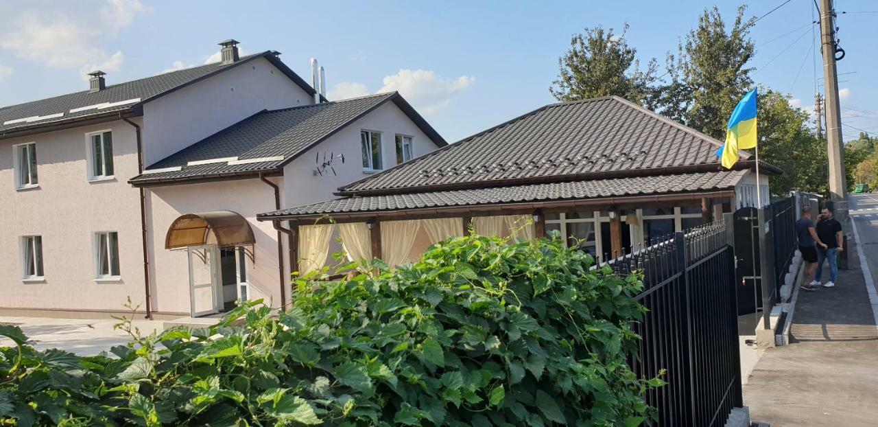 Guest House Sotni キエフ エクステリア 写真